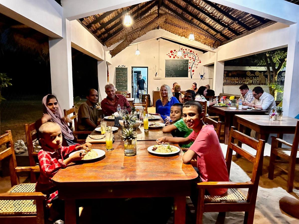 108 Palms Beach Resort Trincomalee Luaran gambar