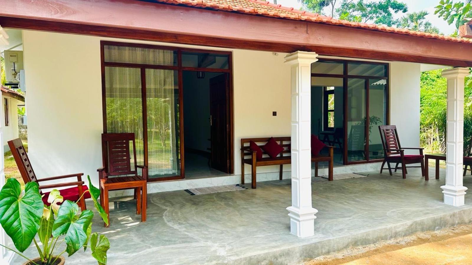 108 Palms Beach Resort Trincomalee Luaran gambar